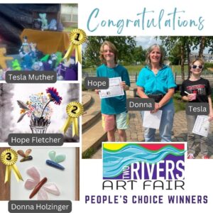 We are thrilled to reveal the winners of the People’s Choice Awards and our Raffle Baskets Winners from the Two Rivers Art Fair! 🏆🎨